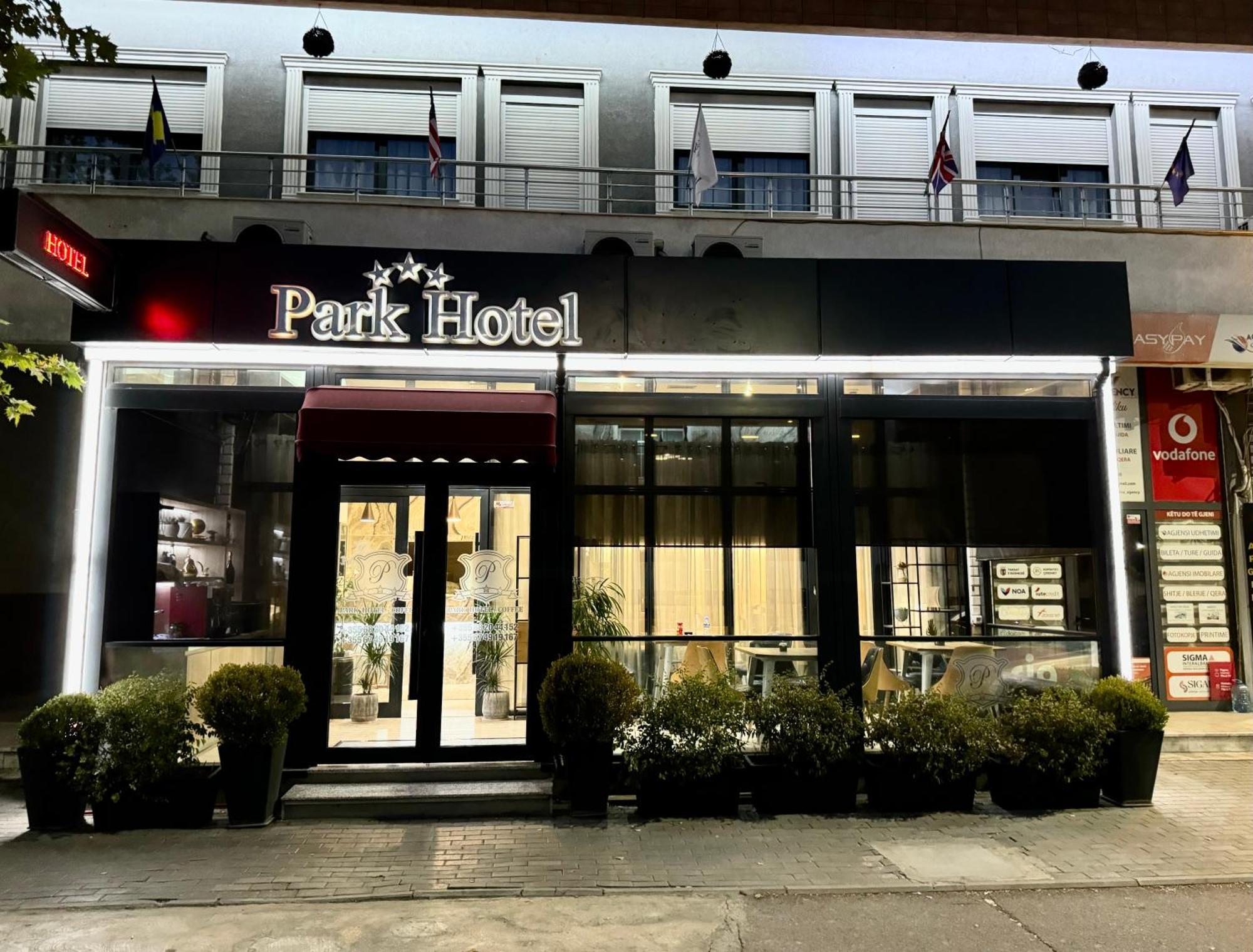 Park Hotel Tirana Yzberishti Exterior foto