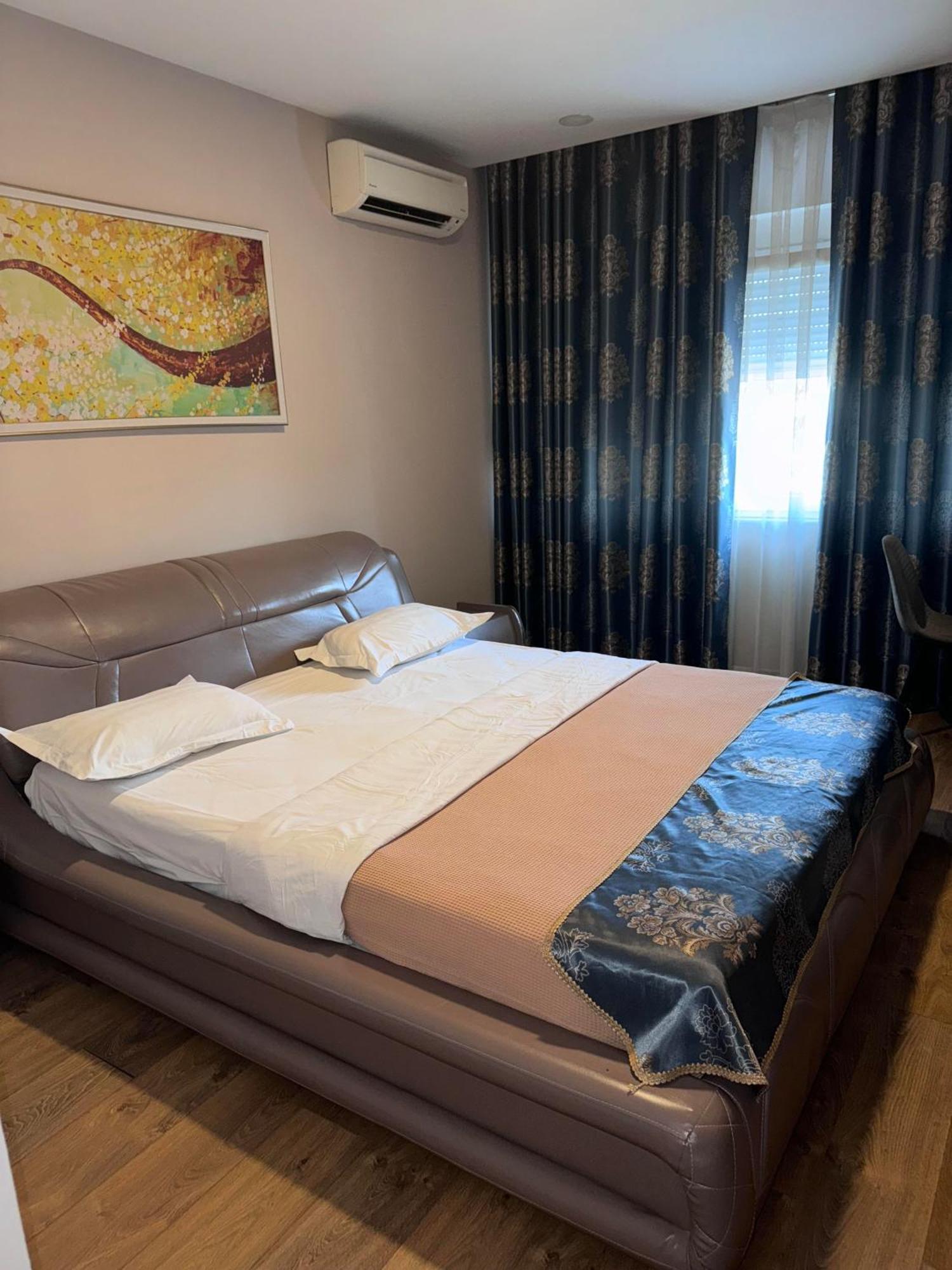 Park Hotel Tirana Yzberishti Exterior foto